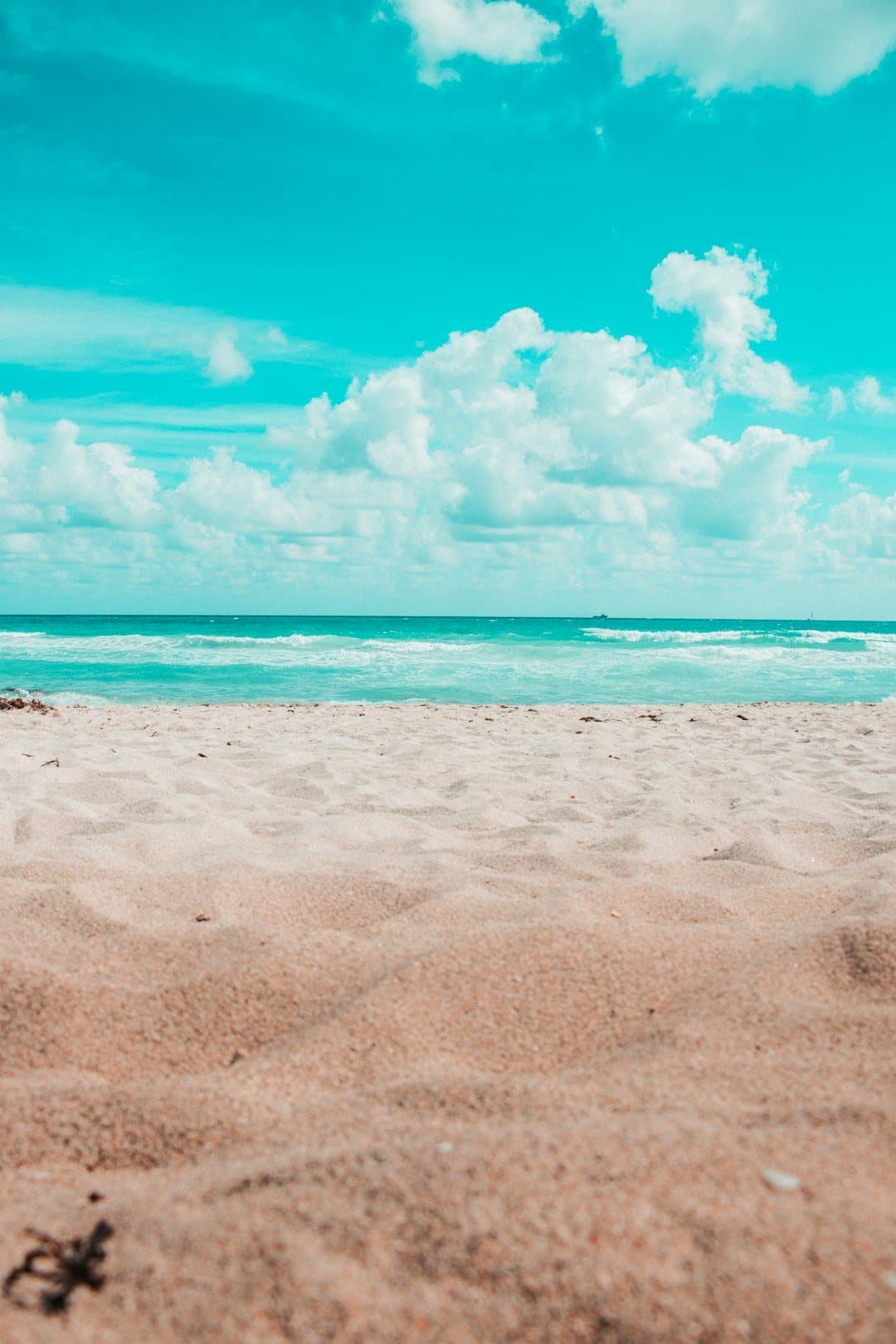 Warm sand on the beach at Englewood